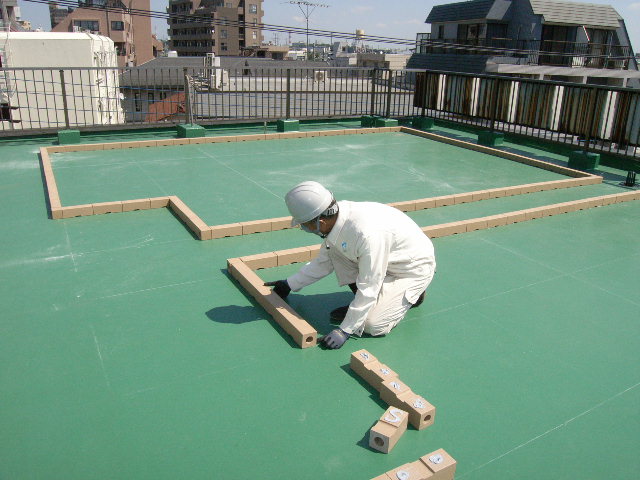 工事前　塗装が多少劣化しています